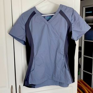 Women’s scrub top